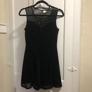 H&M Divided Mesh Dress